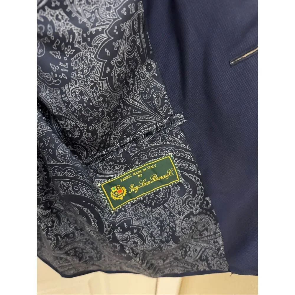 Carl Sterr Loro Piana Italy 100% Wool Navy Blue Blazer Size 38R Plaid Check